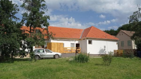 Lovas Vendégház